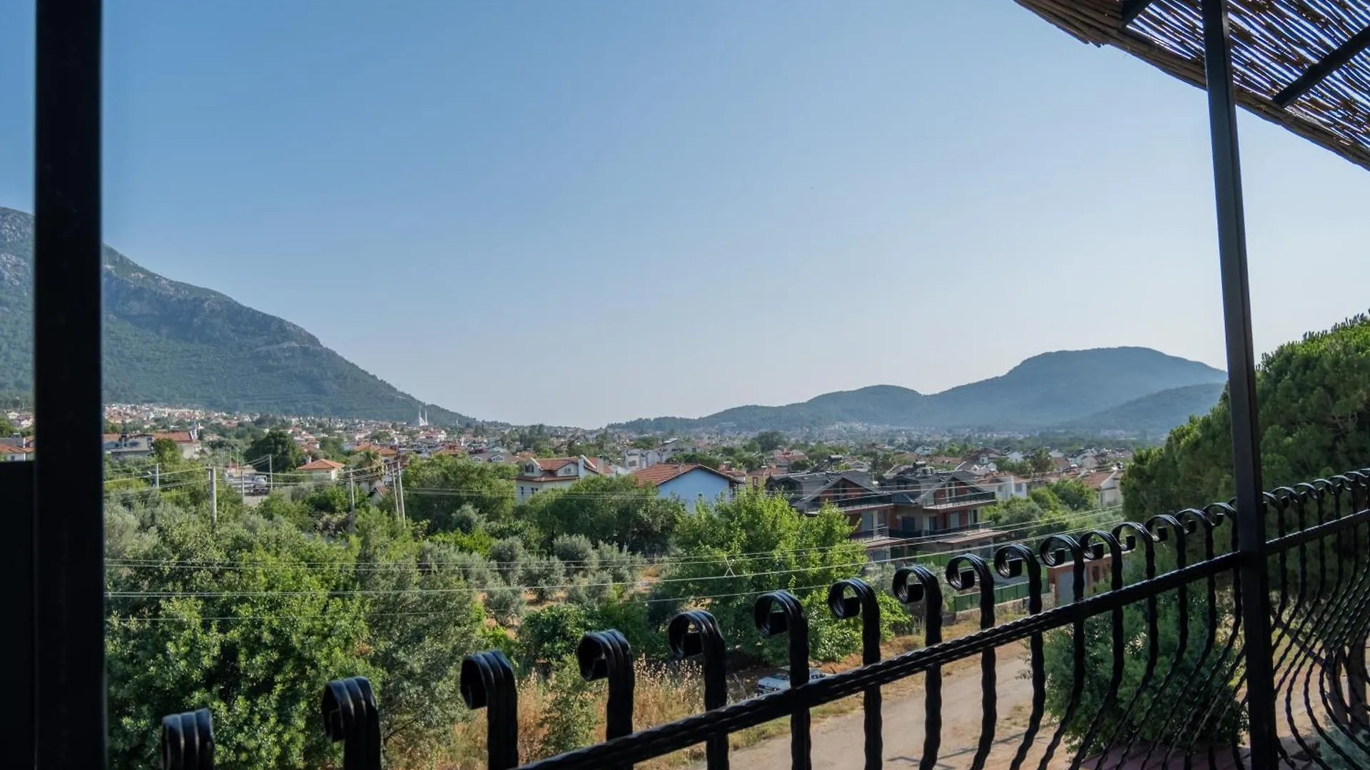 Guenes Boutique Hotel - Oludeniz Fethiye 3*,